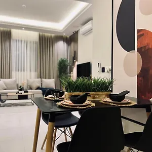  شقة Luxury 2 Bedrooms شقة فاخرة